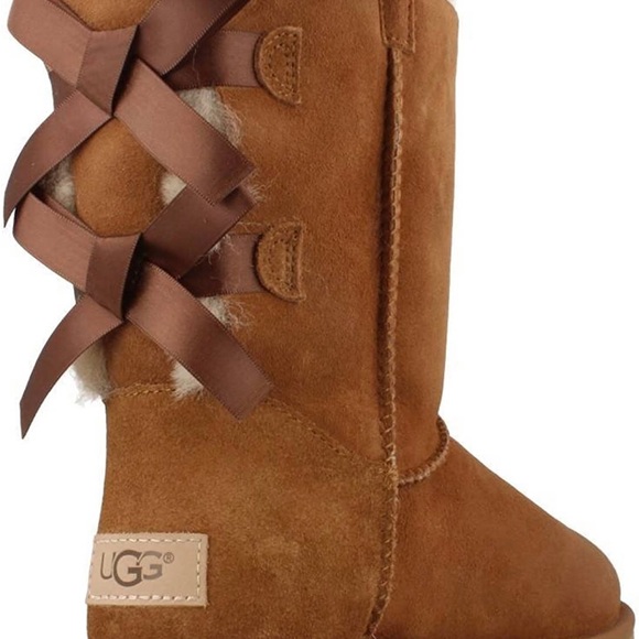 BRAND NEW UGG in box six 6 - Picture 2 of 3